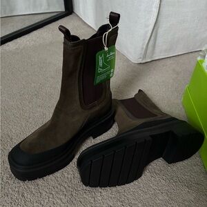 Sam Edelman Lulia Lug Boot in Alpine Green Suede